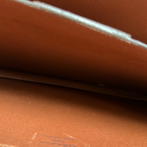 Louis Vuitton Briefcase - Picture 12 of 14